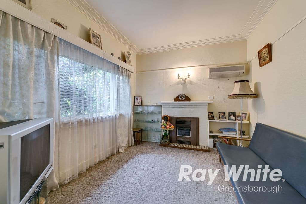 5 Hobson Street, Greensborough VIC 3088, Greensborough - Thumbnail 3