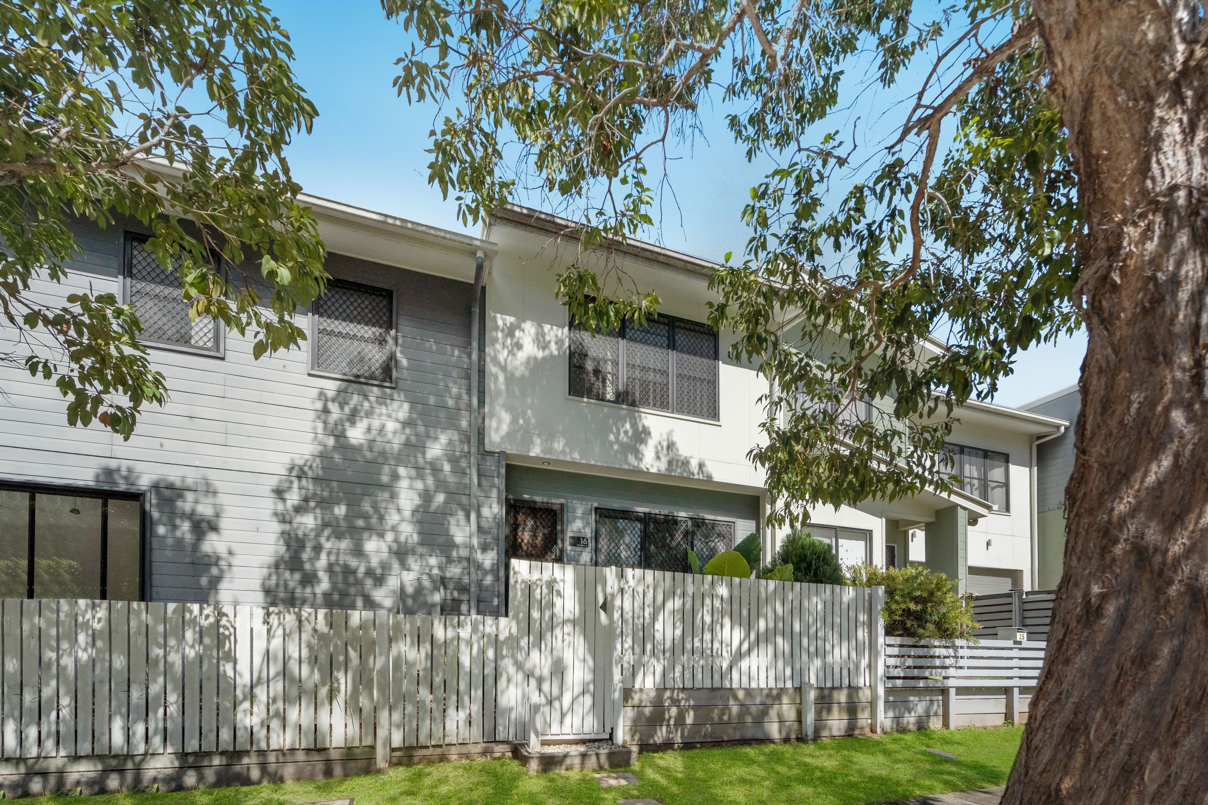 16 Schroeder Street, Yarrabilba QLD 4207, Yarrabilba - Thumbnail 2