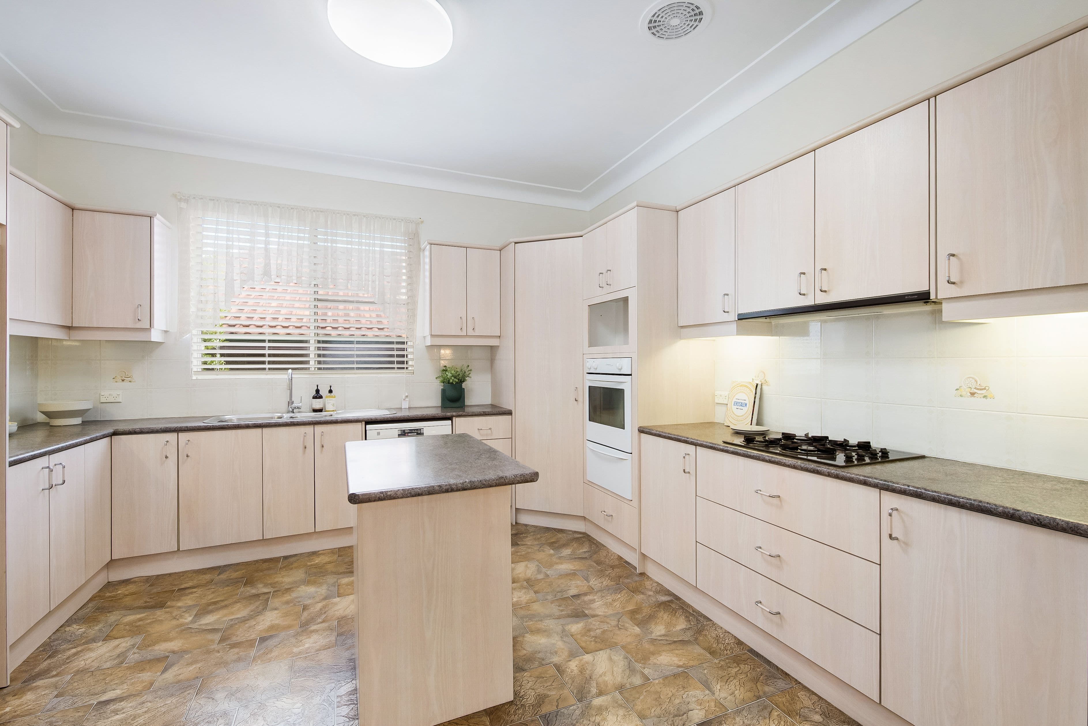 108 Bundock Street, South Coogee NSW 2034, South Coogee - Thumbnail 7