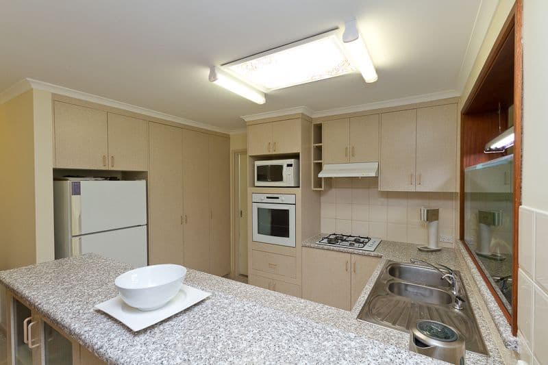 8 Streeton Court, TROTT PARK SA 5158, Trott Park - Thumbnail 5