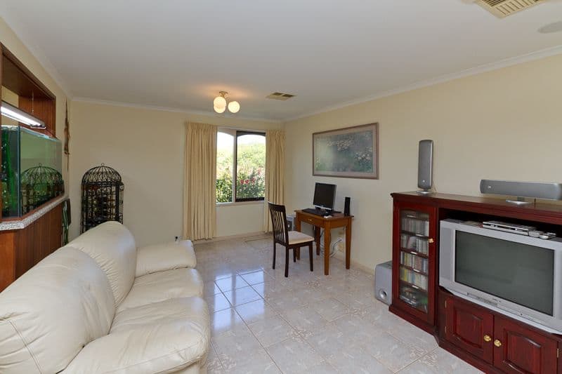 8 Streeton Court, TROTT PARK SA 5158, Trott Park - Thumbnail 6