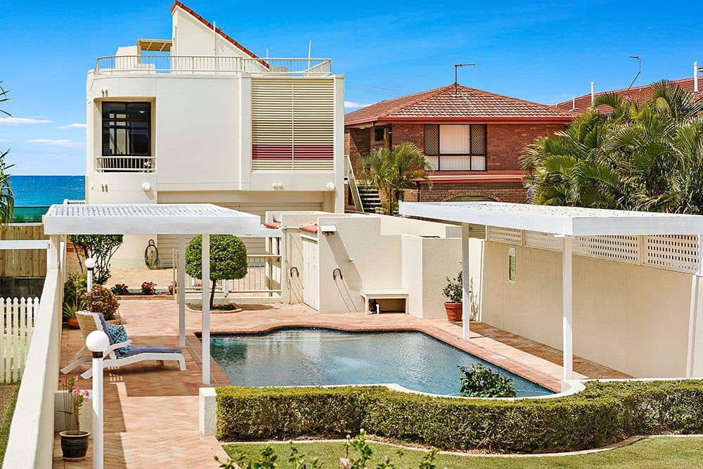 464 The Esplanade, Palm Beach QLD 4221, Palm Beach - Thumbnail 2