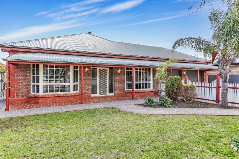11 Karawirra Avenue, Rostrevor SA 5073, Rostrevor - Thumbnail 2
