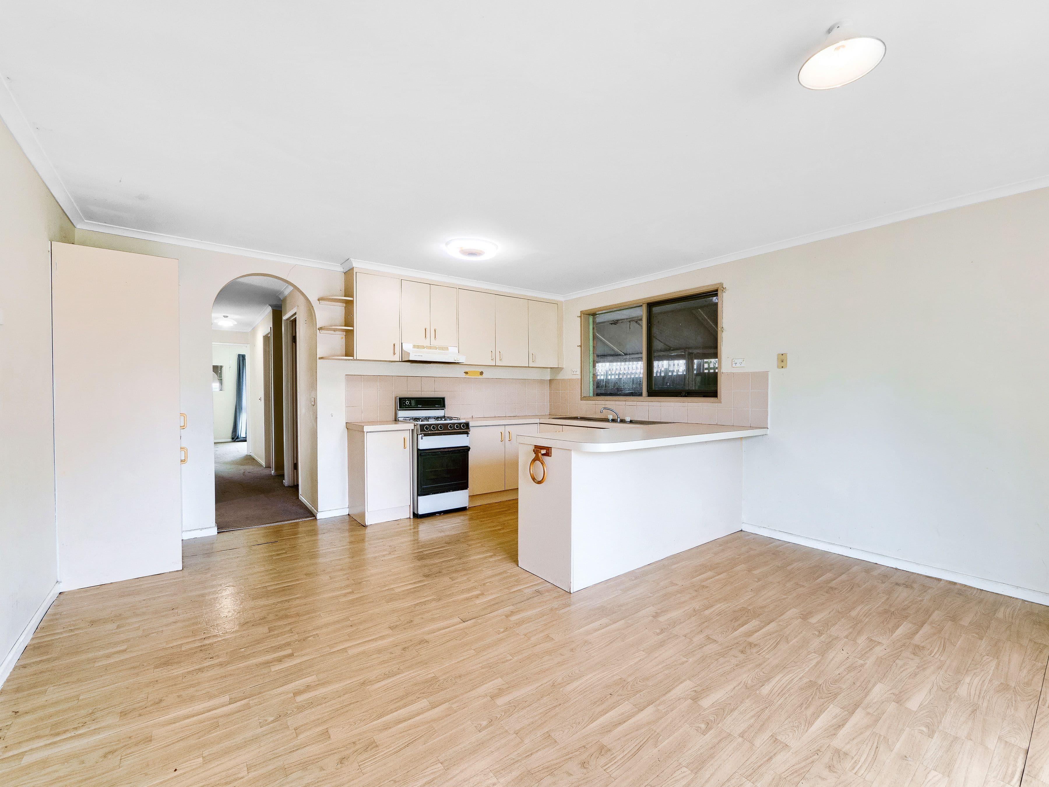 8 Elandra Way, Cranbourne West VIC 3977, Cranbourne West - Thumbnail 3