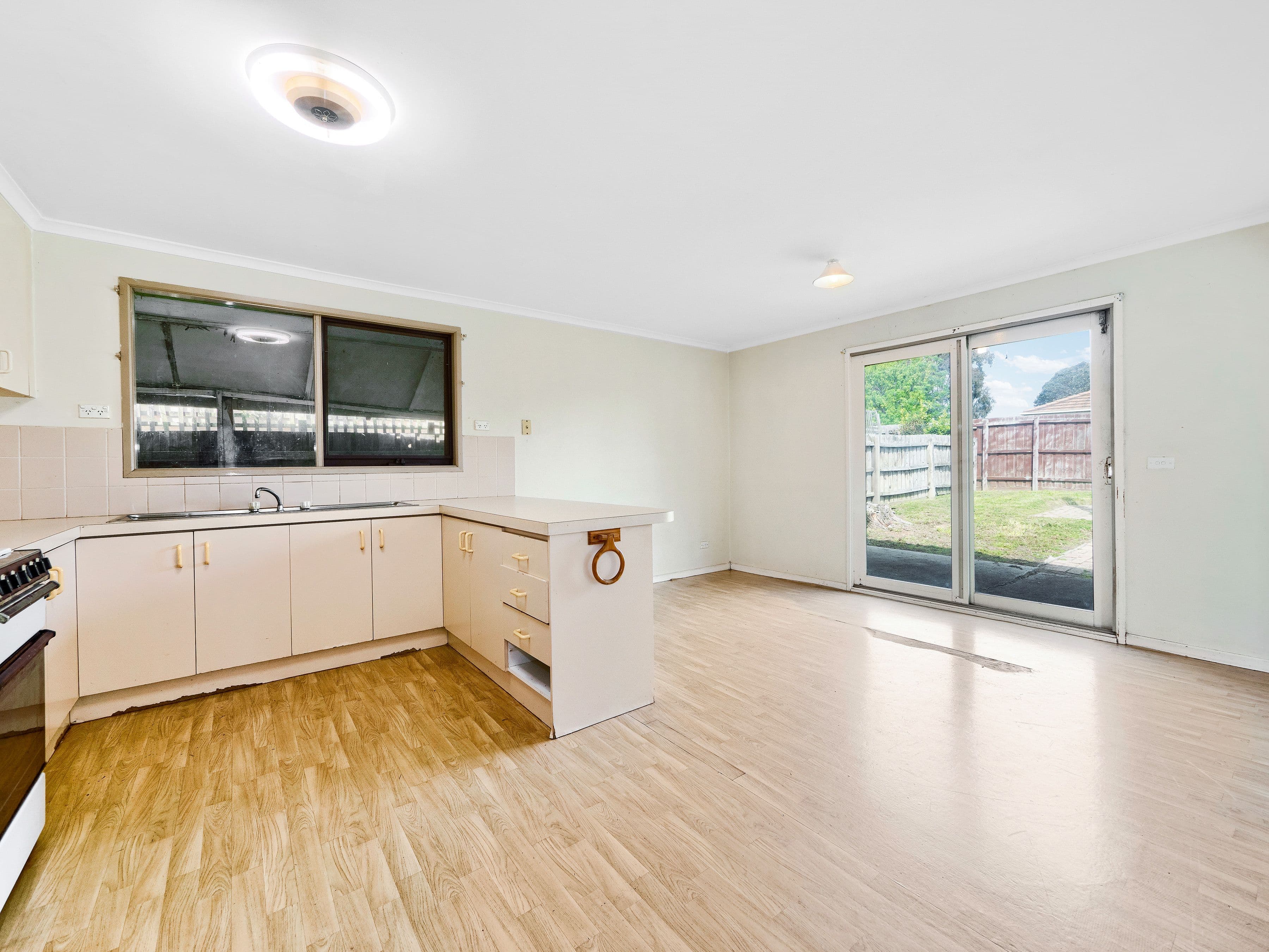 8 Elandra Way, Cranbourne West VIC 3977, Cranbourne West - Thumbnail 5