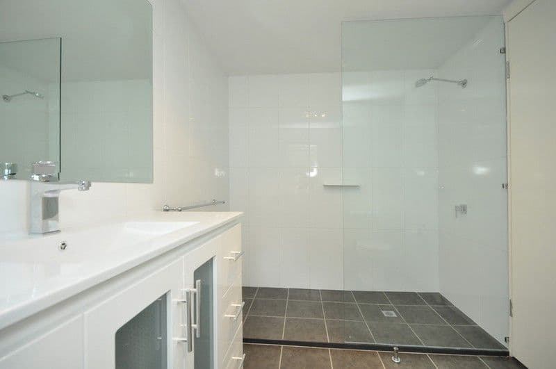 78 Sinclair Street, Kangaroo Point QLD 4169, Kangaroo Point - Thumbnail 3