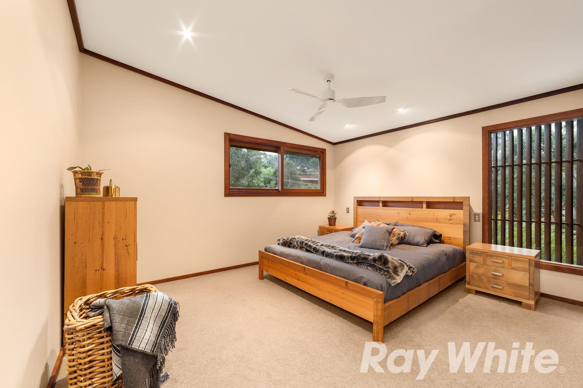 5 Suzanne Court, Briar Hill VIC 3088, Briar Hill - Thumbnail 6