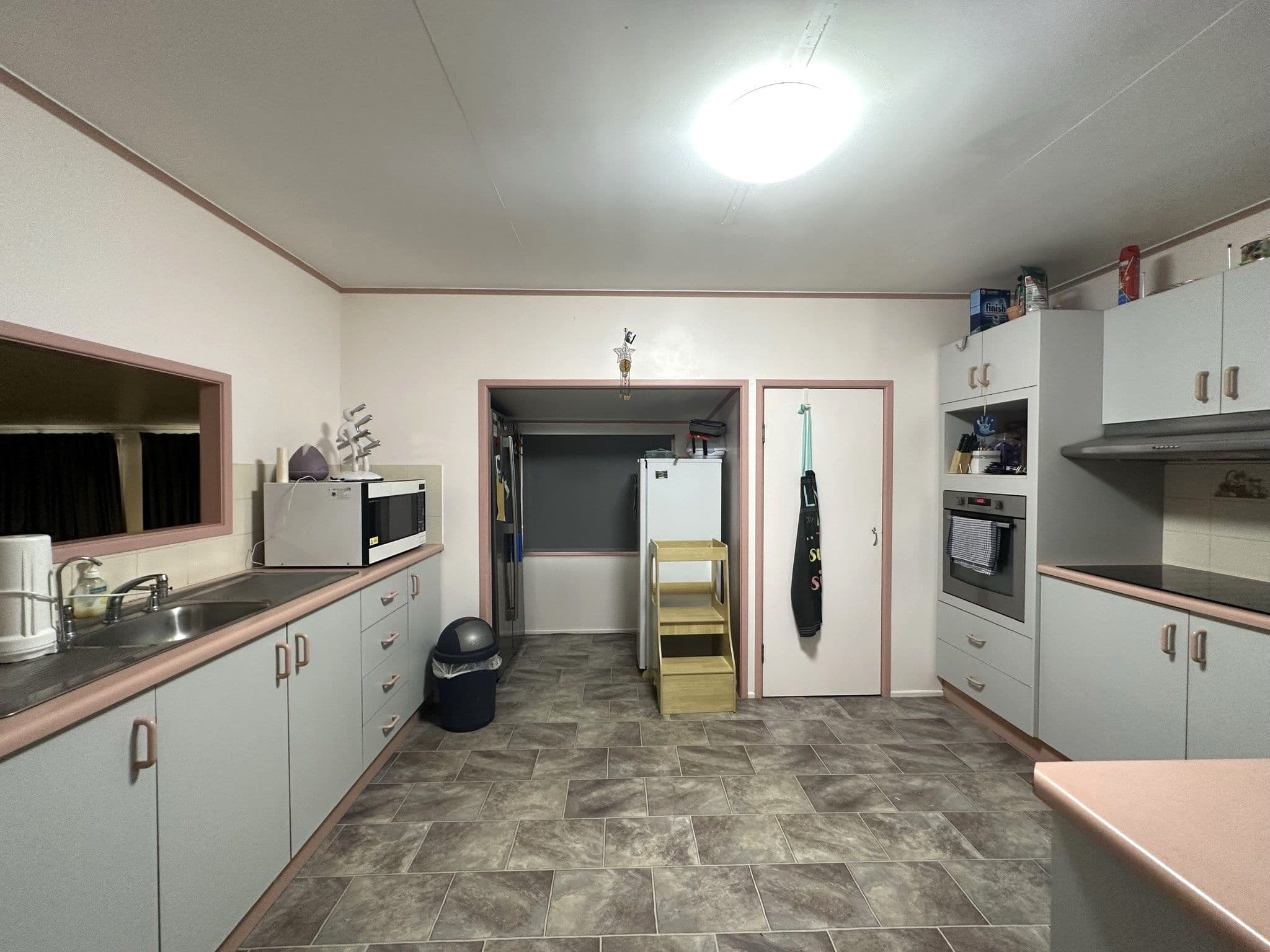 11 Quail Street, Longreach QLD 4730, Longreach - Thumbnail 7