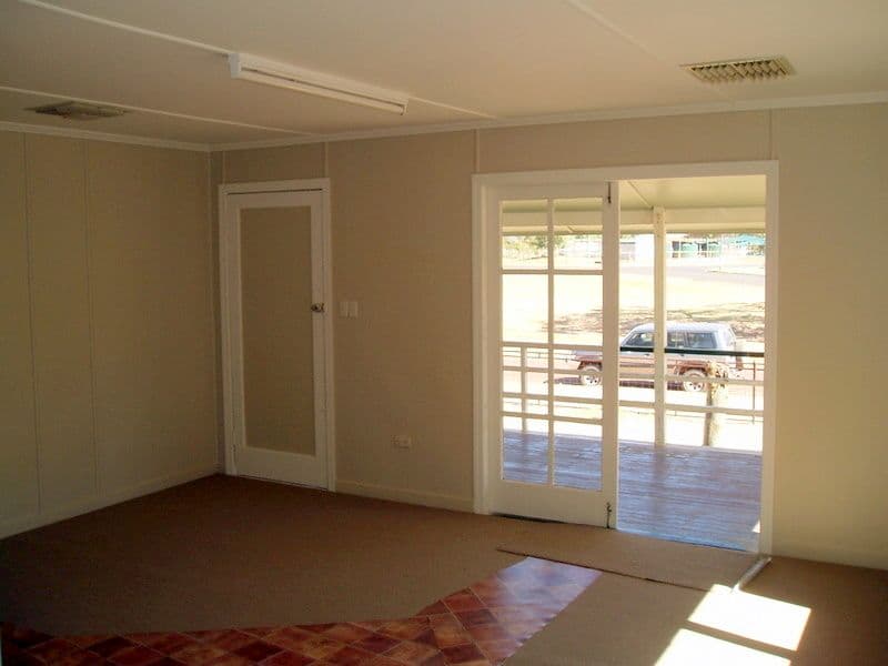 66 Little Parry, CHARLEVILLE QLD 4470, Charleville - Thumbnail 3