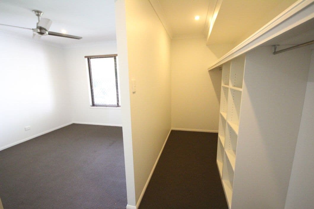 2 Maudsley Road, Sarina QLD 4737, Sarina - Thumbnail 5