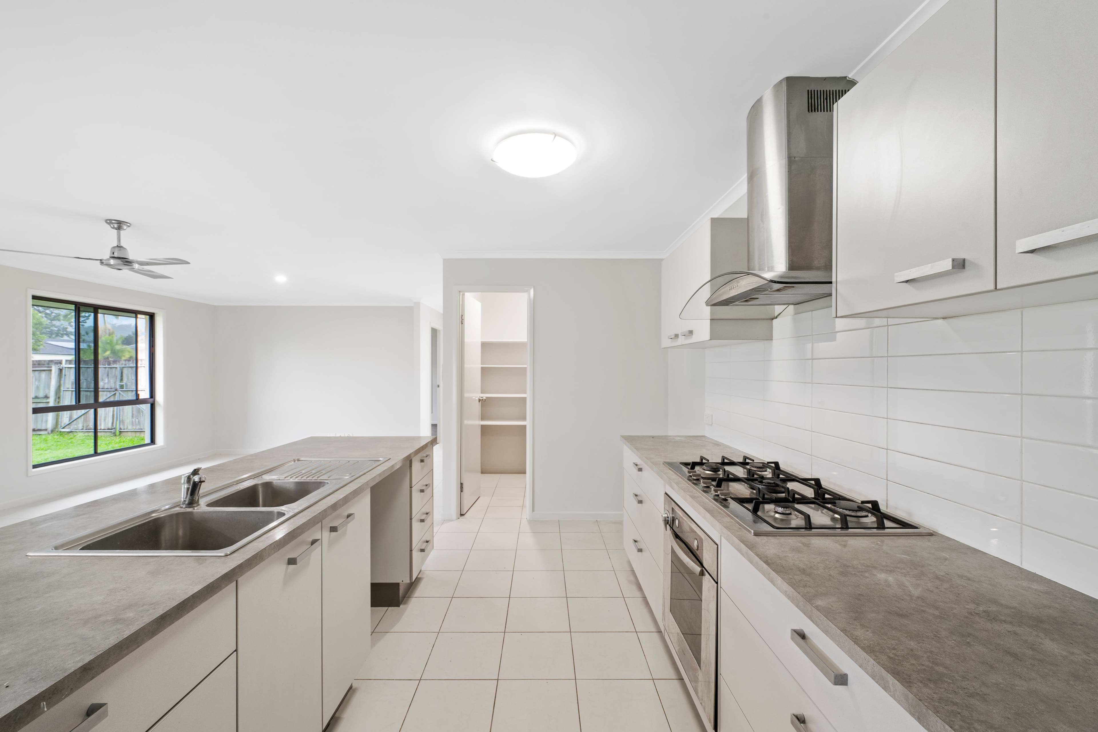14 Maidenhair Drive, Beerwah QLD 4519, Beerwah - Thumbnail 5