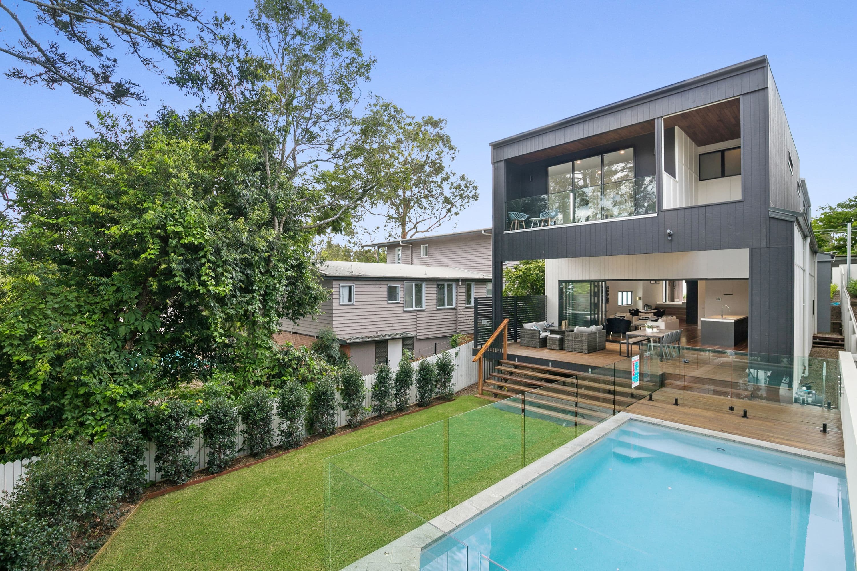 12 Charlane Avenue, Indooroopilly QLD 4068, Indooroopilly - Thumbnail 4