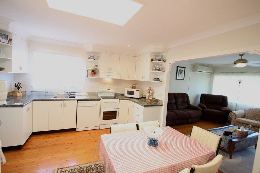 25 Obst Street, Harristown QLD 4350, Harristown - Thumbnail 4