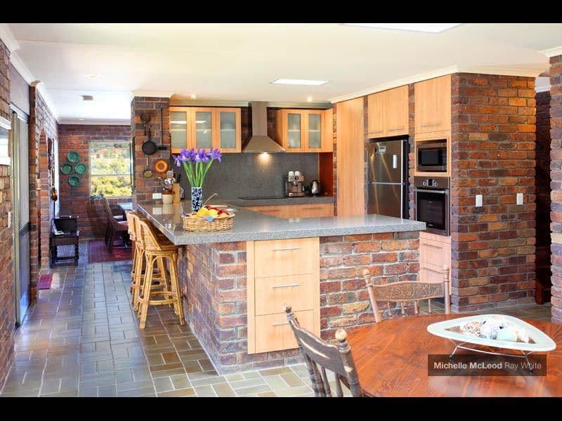 19 Morningview Street, CHAPEL HILL QLD 4069, Chapel Hill - Thumbnail 5