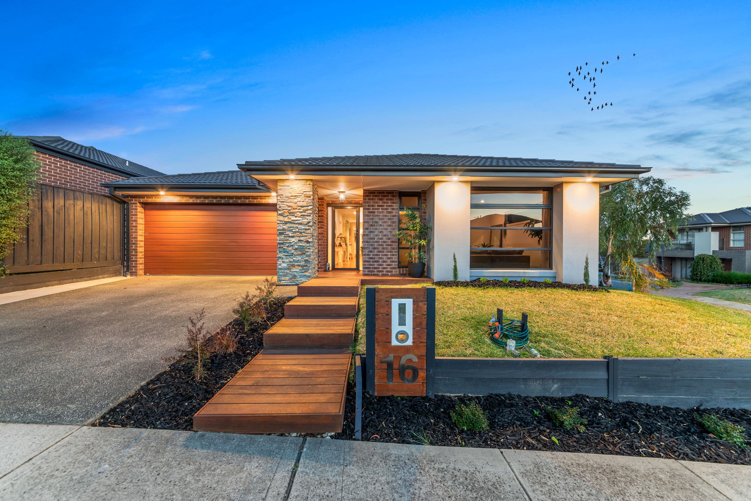 16 Wakehurst Way, Officer VIC 3809, Officer - Thumbnail 2