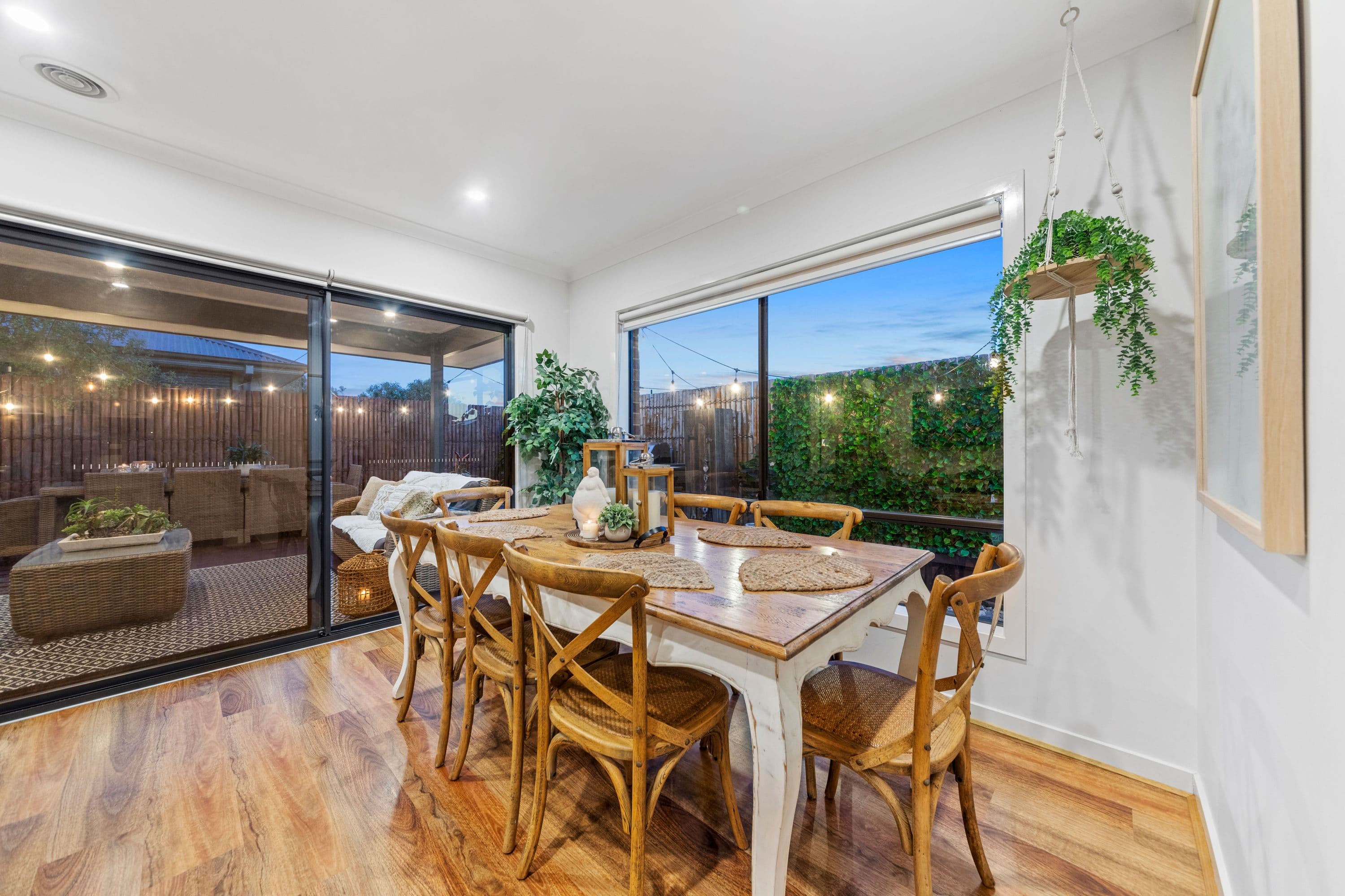 16 Wakehurst Way, Officer VIC 3809, Officer - Thumbnail 7