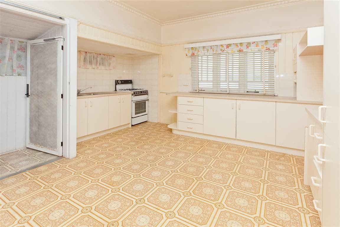 65 Harold Street, HOLLAND PARK QLD 4121, Holland Park - Thumbnail 2