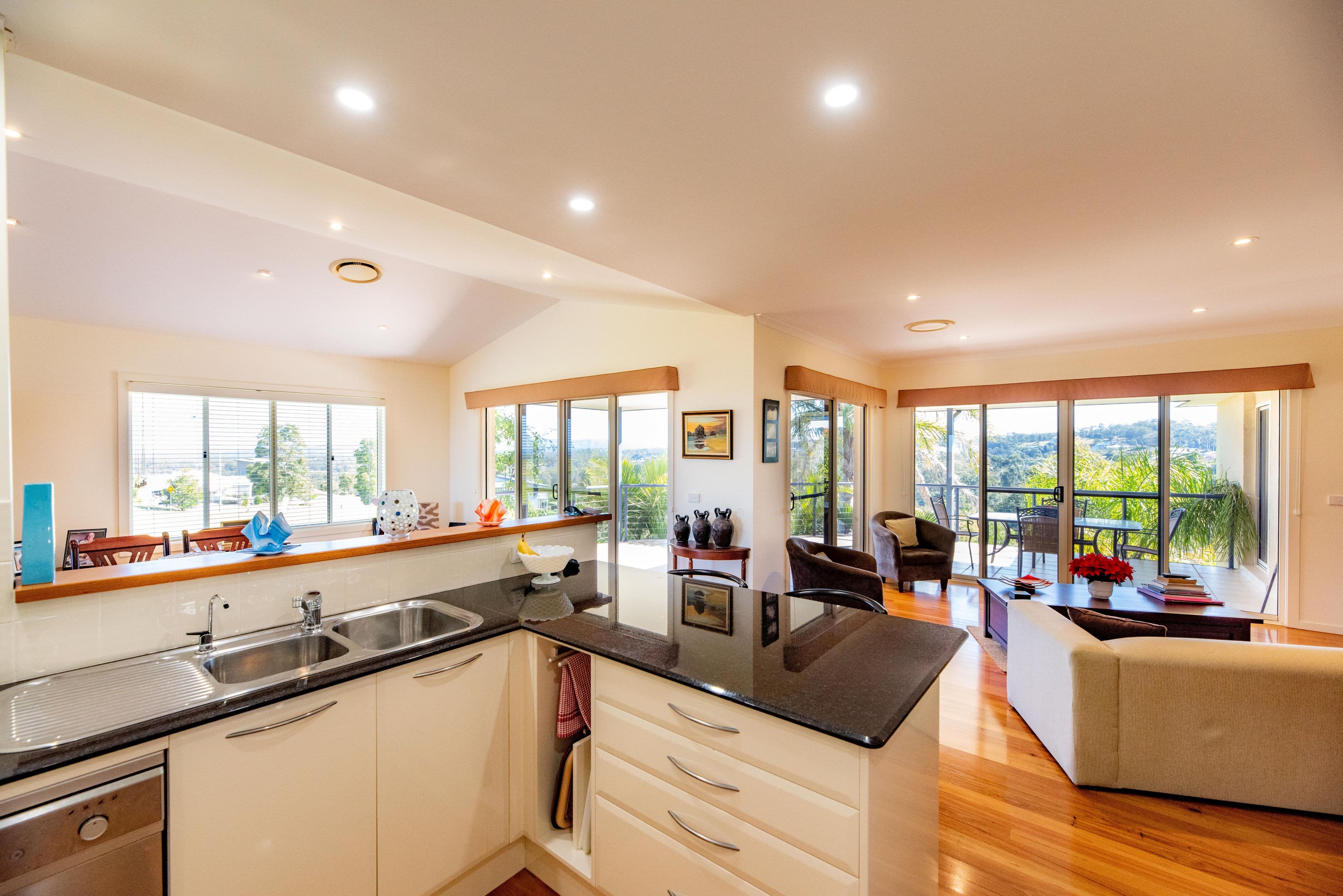 31 Coastal View Drive, Tallwoods Village - Thumbnail 3