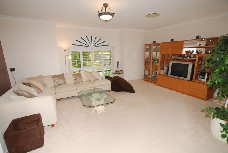 12 Staysail Crescent, CLEAR ISLAND WATERS QLD 4226, Clear Island Waters - Thumbnail 5
