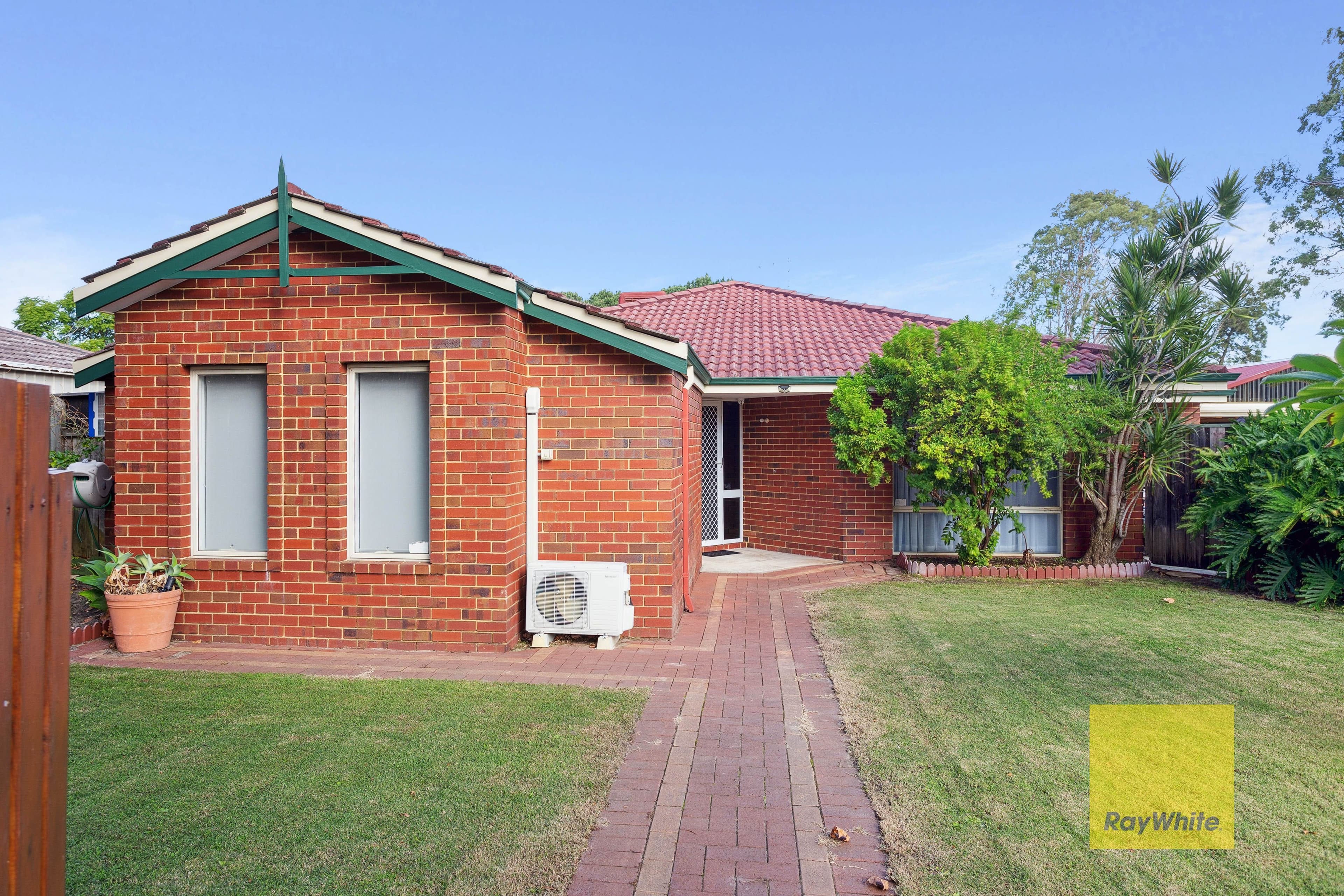 5 Lemonthyme Lane, Ellenbrook WA 6069, Ellenbrook - Thumbnail 2