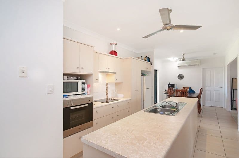 21 Coolaree Drive, BUSHLAND BEACH QLD 4818, Bushland Beach - Thumbnail 2