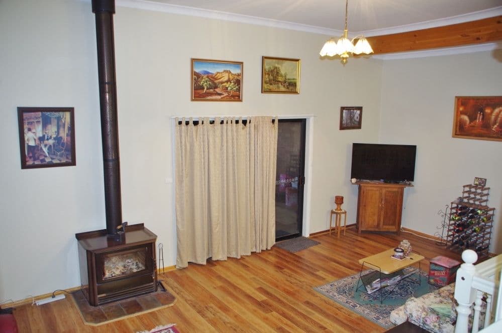 308 Renmark Avenue, Renmark SA 5341, Renmark - Thumbnail 3