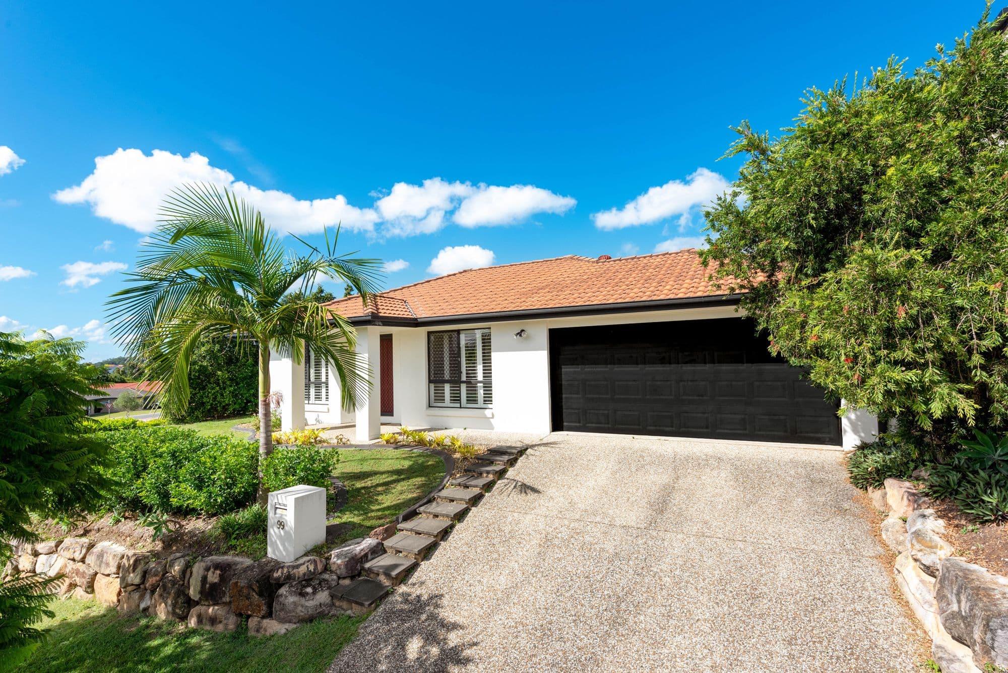 99 Silky Oak Crescent, Carindale QLD 4152, Carindale - Thumbnail 2