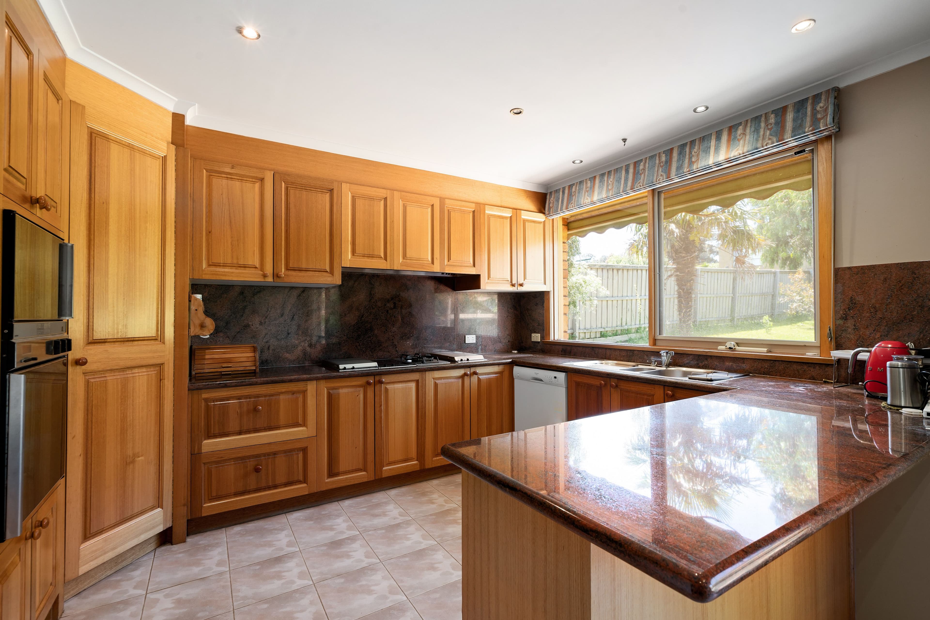 106 Yellow Gum Boulevard, Sunbury VIC 3429, Sunbury - Thumbnail 3