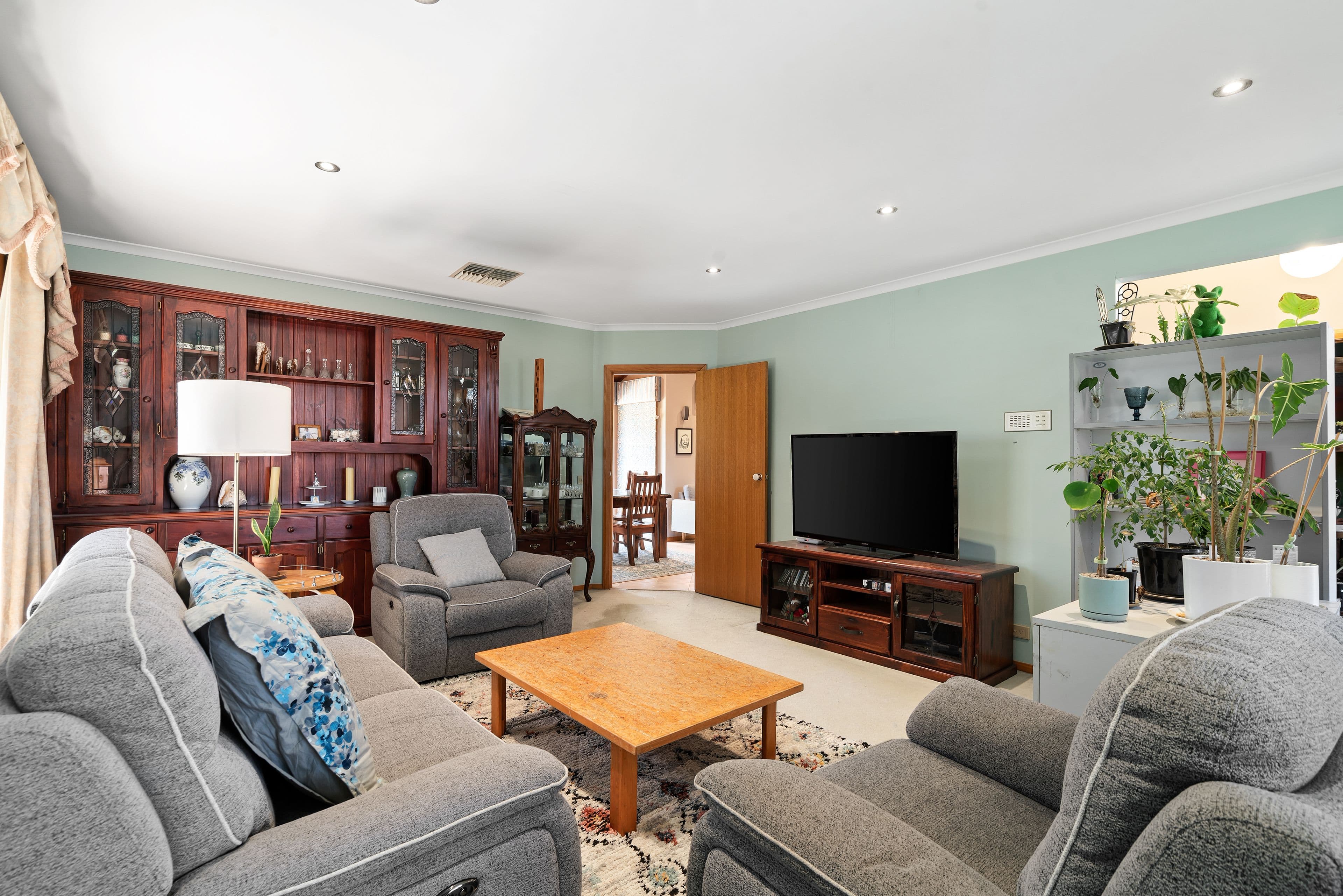 106 Yellow Gum Boulevard, Sunbury VIC 3429, Sunbury - Thumbnail 4