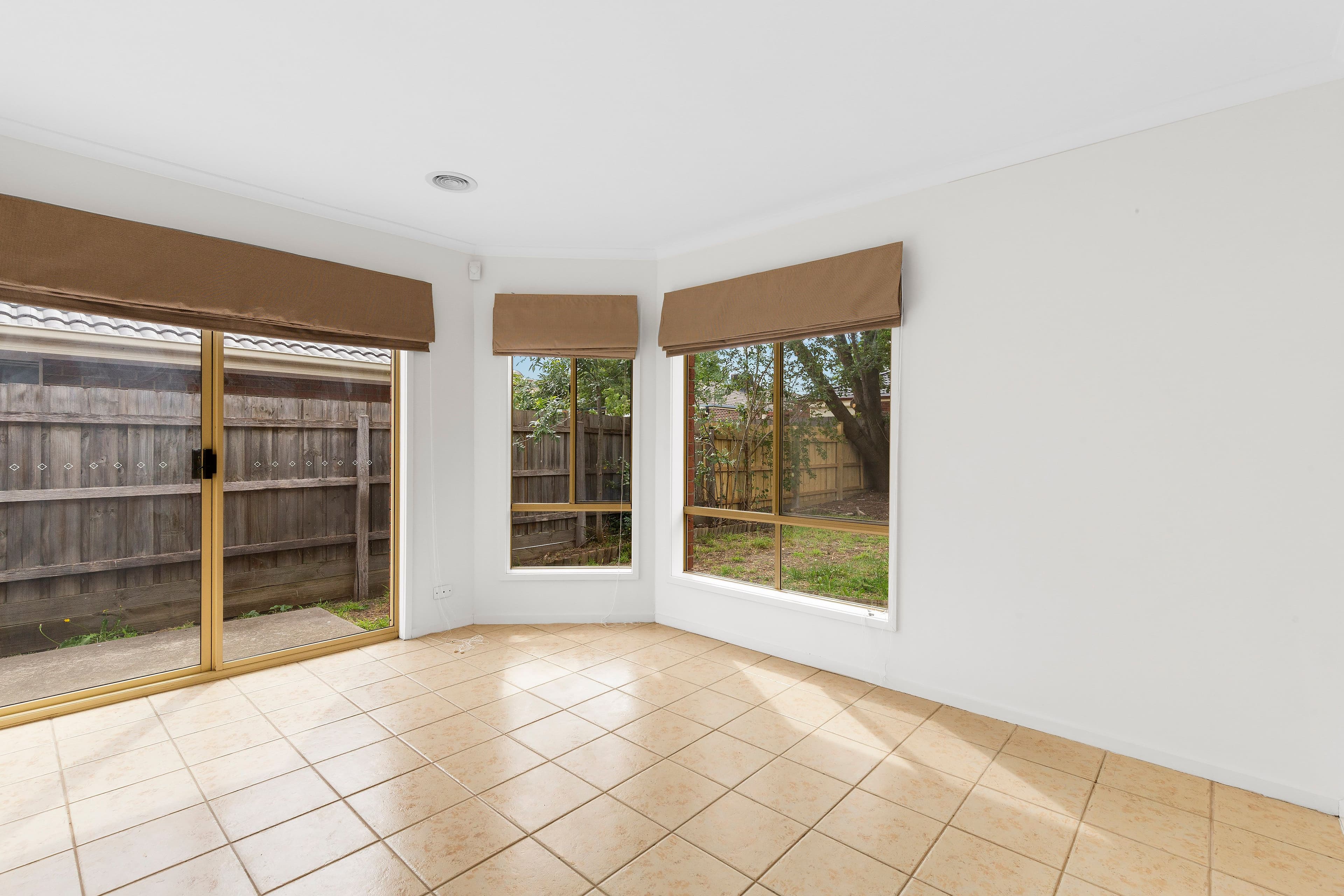 46 Catalina Street, Heidelberg West VIC 3081, Heidelberg West - Thumbnail 4