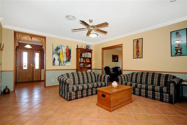 2 Howard Street, MIDDLE RIDGE QLD 4350, Middle Ridge - Thumbnail 4