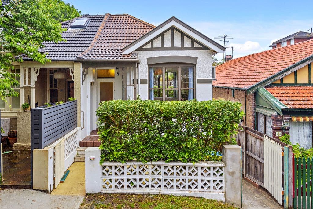 31 Kitchener Street, Hamilton VIC 3300, Hamilton - Image 1