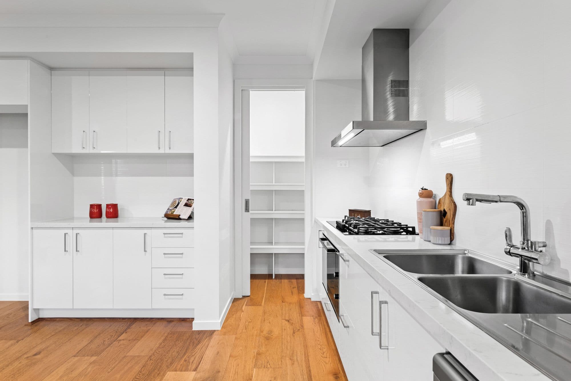 8C Walter Street, Glen Waverley VIC 3150, Glen Waverley - Thumbnail 7
