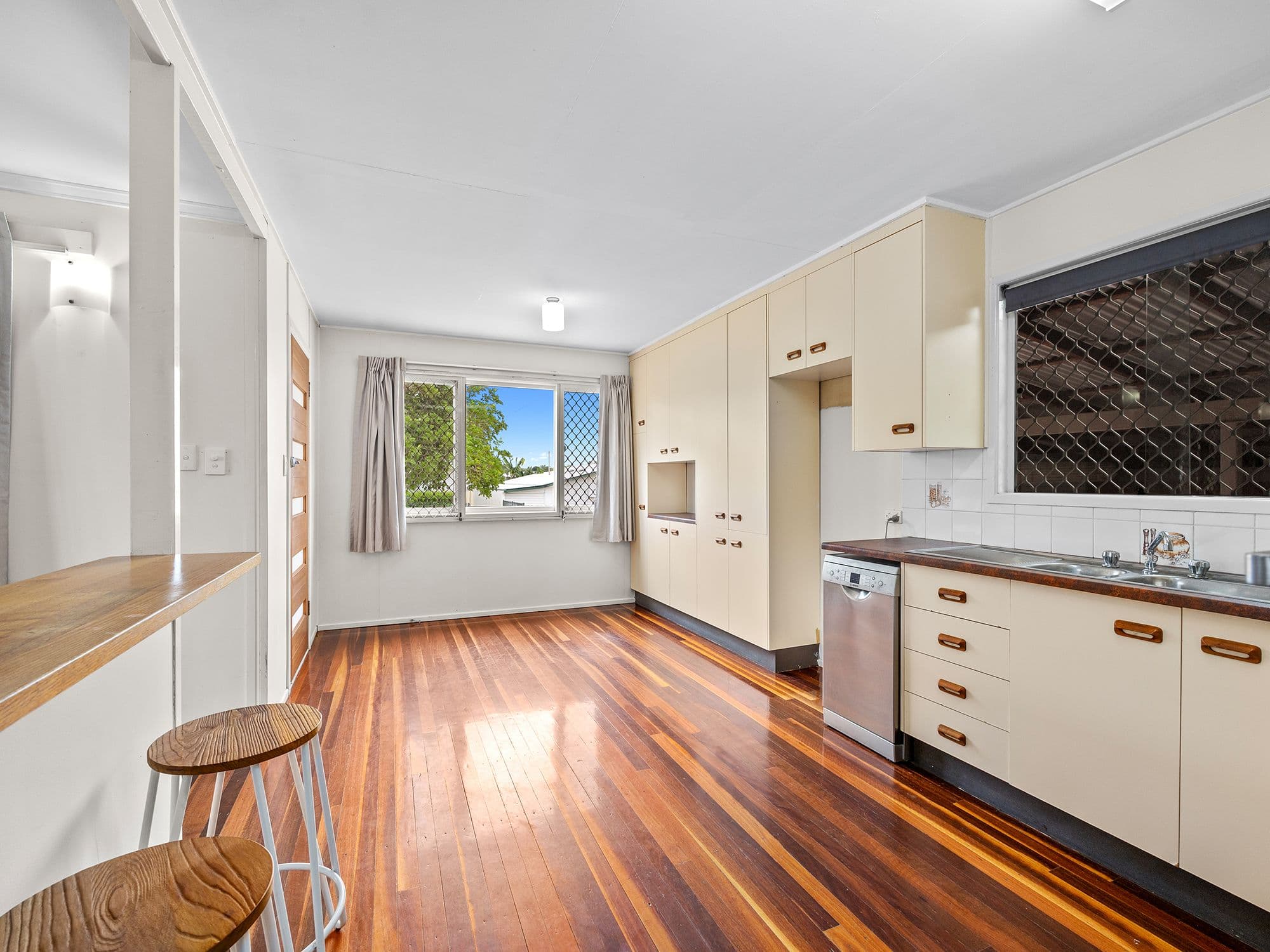 50 Cascade Street, Raceview QLD 4305, Raceview - Thumbnail 4