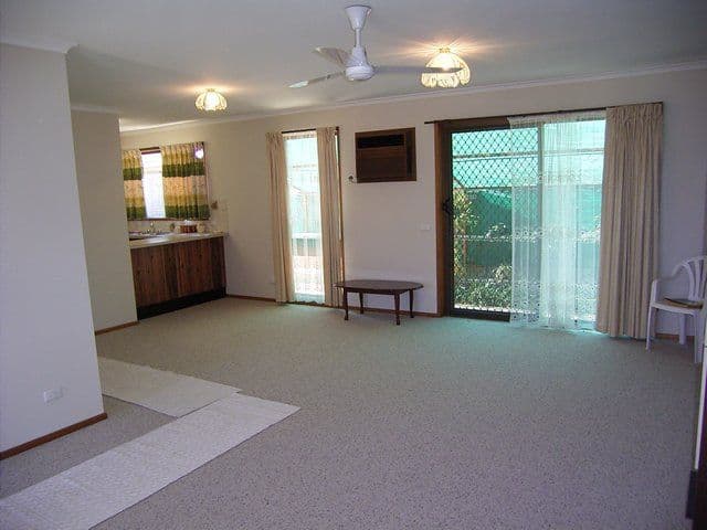 426 Bevan Street, LAVINGTON NSW 2641, Lavington - Thumbnail 2