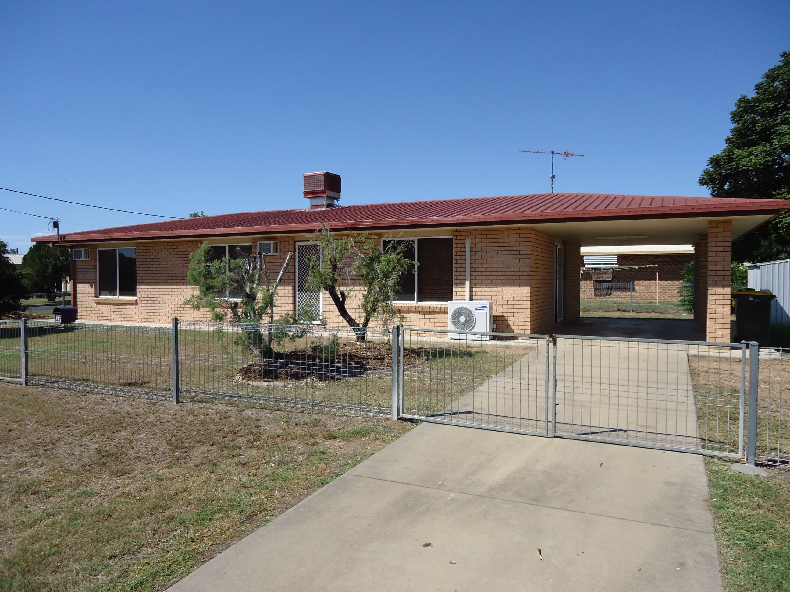 47 Gladstone Street, Emerald QLD 4720, Emerald - Image 1