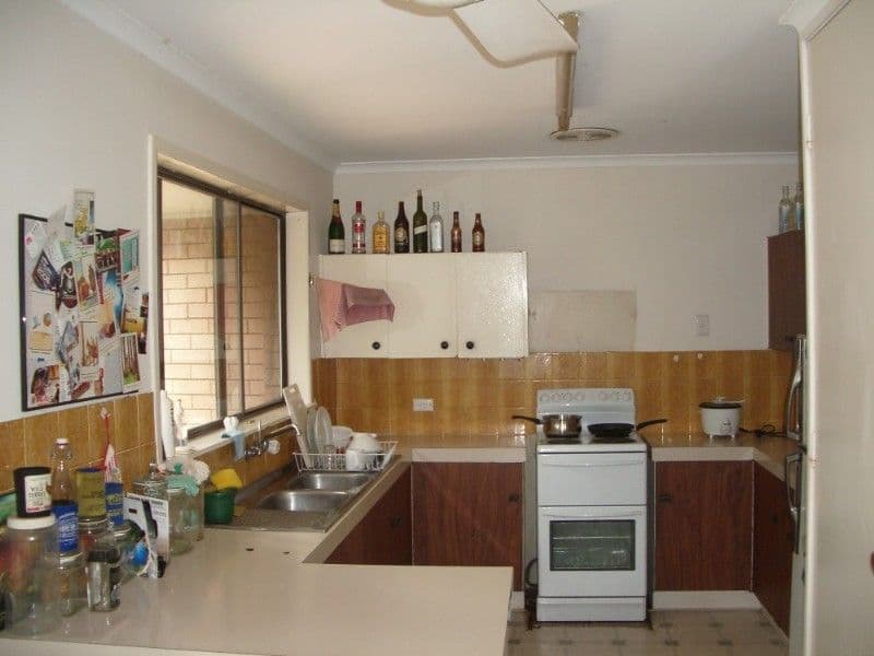 40 Fawkner Street, CHAPEL HILL QLD 4069, Chapel Hill - Thumbnail 2