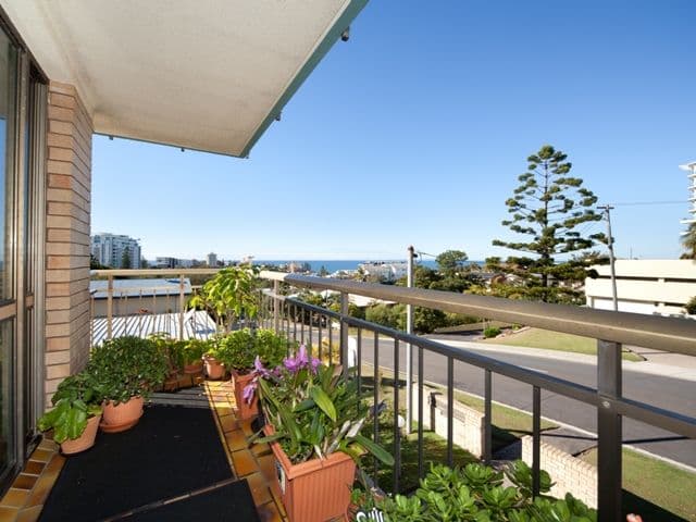 Unit 3 'Tarrohan Lodge' 45 Verney Street, KINGS BEACH QLD 4551, Kings Beach - Thumbnail 2