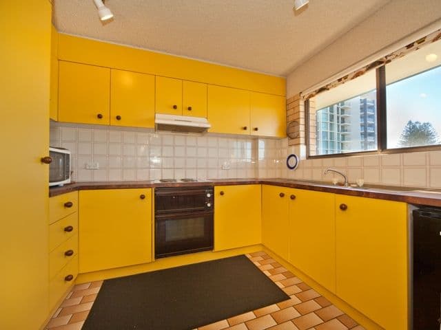 Unit 3 'Tarrohan Lodge' 45 Verney Street, KINGS BEACH QLD 4551, Kings Beach - Thumbnail 3
