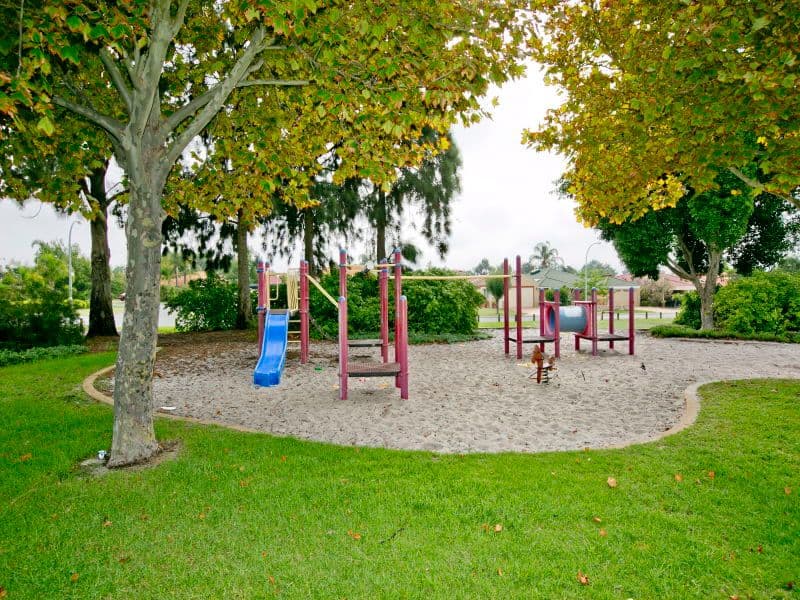 68 Star Bush Crescent, ELLENBROOK WA 6069, Ellenbrook - Thumbnail 2