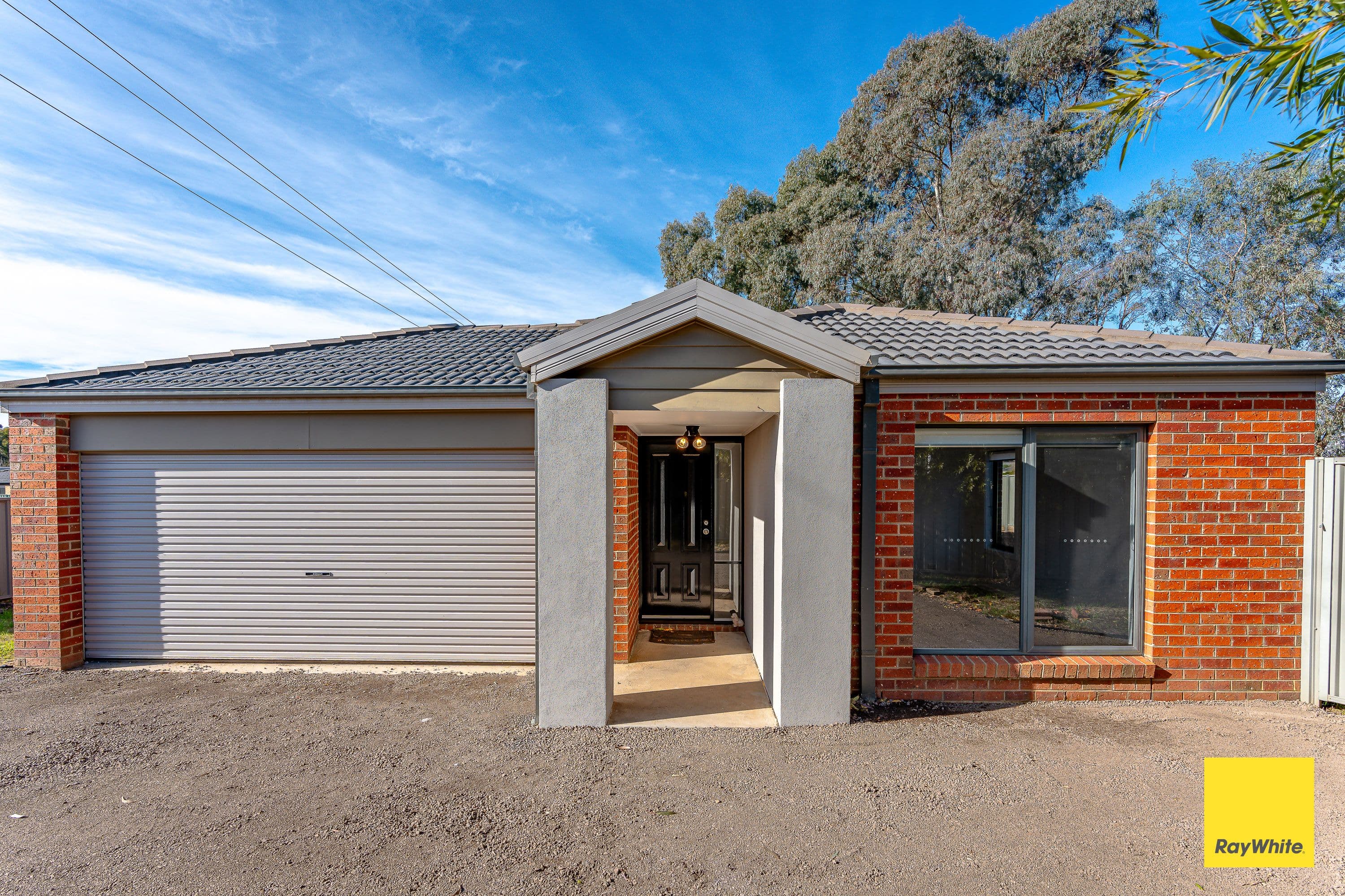 40 Symbester Crescent, Eaglehawk VIC 3556, Eaglehawk - Thumbnail 2