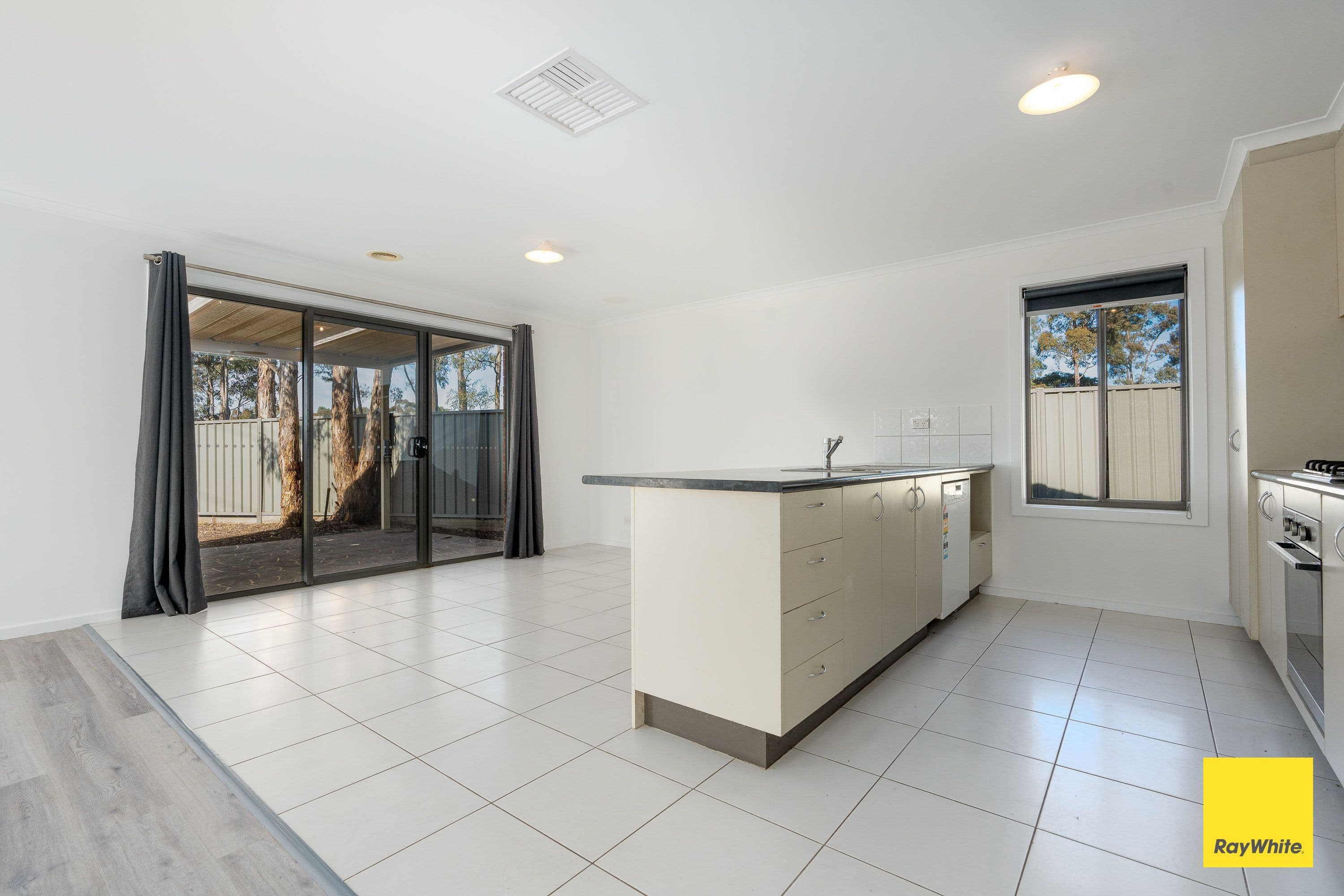40 Symbester Crescent, Eaglehawk VIC 3556, Eaglehawk - Thumbnail 6