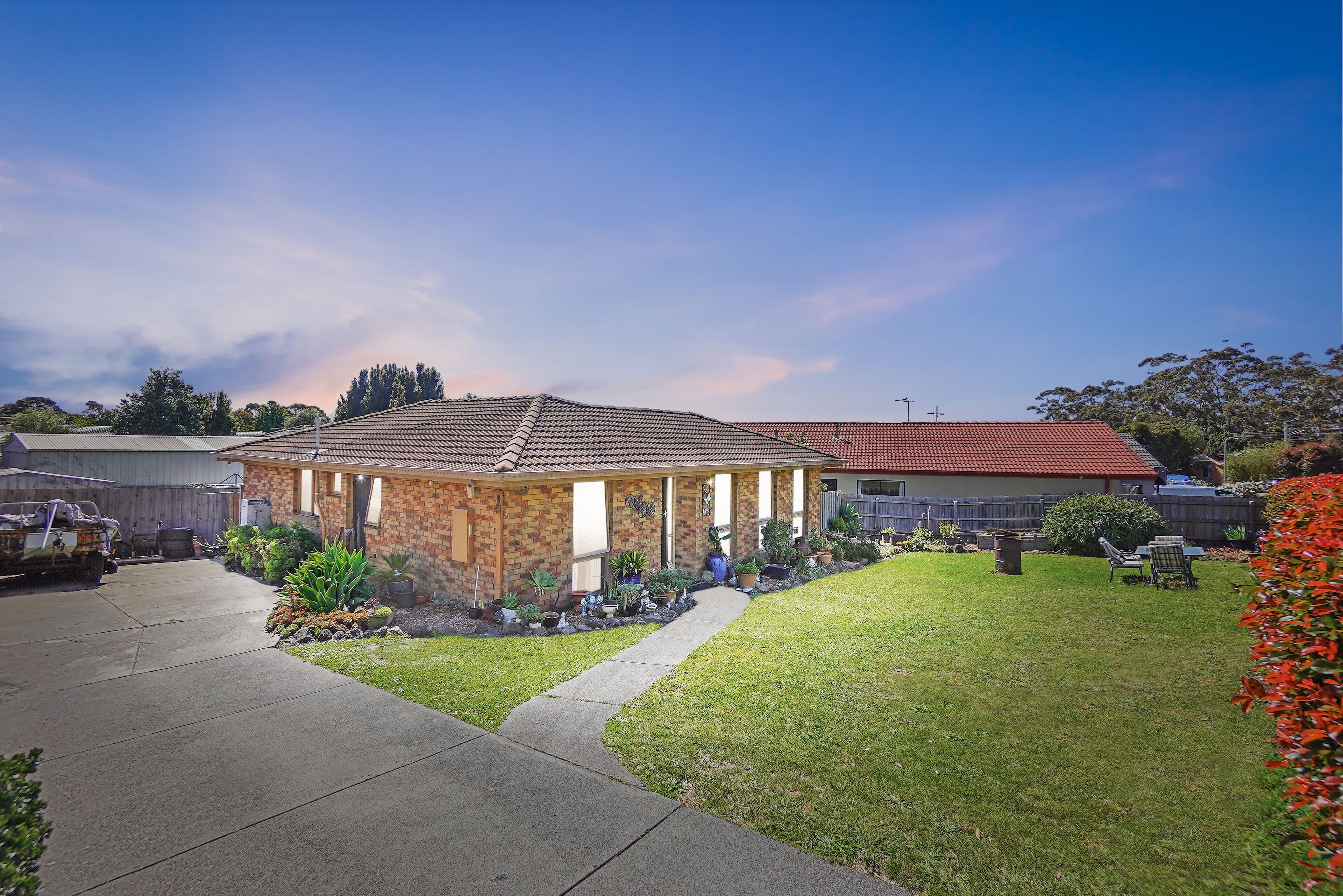 52 Wakenshaw Crescent, Pakenham VIC 3810, Pakenham - Thumbnail 3