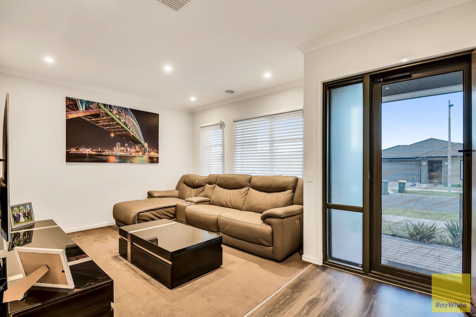 10 Zambezi Street, Tarneit VIC 3029, Tarneit - Thumbnail 2