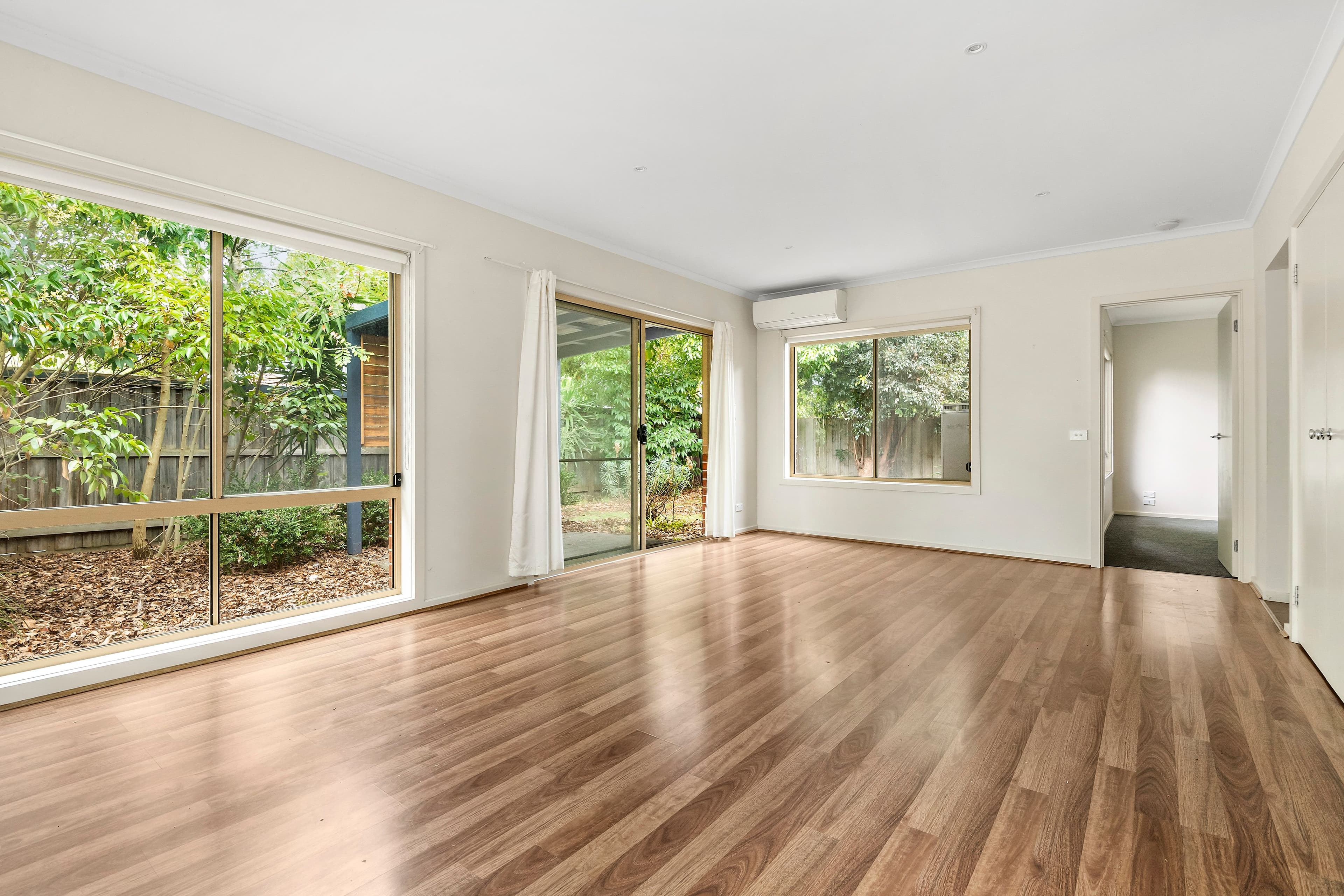 2 Campbell Street, Frankston VIC 3199, Frankston - Thumbnail 2