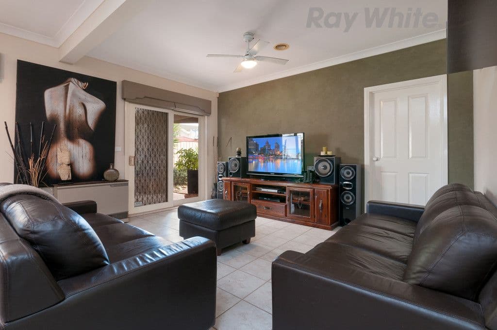 2 Bundy Court, Hillside VIC 3037, Hillside - Thumbnail 6
