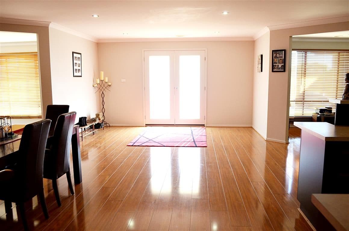 82 Woodhouse Grove, Box Hill North, Box Hill North - Thumbnail 2
