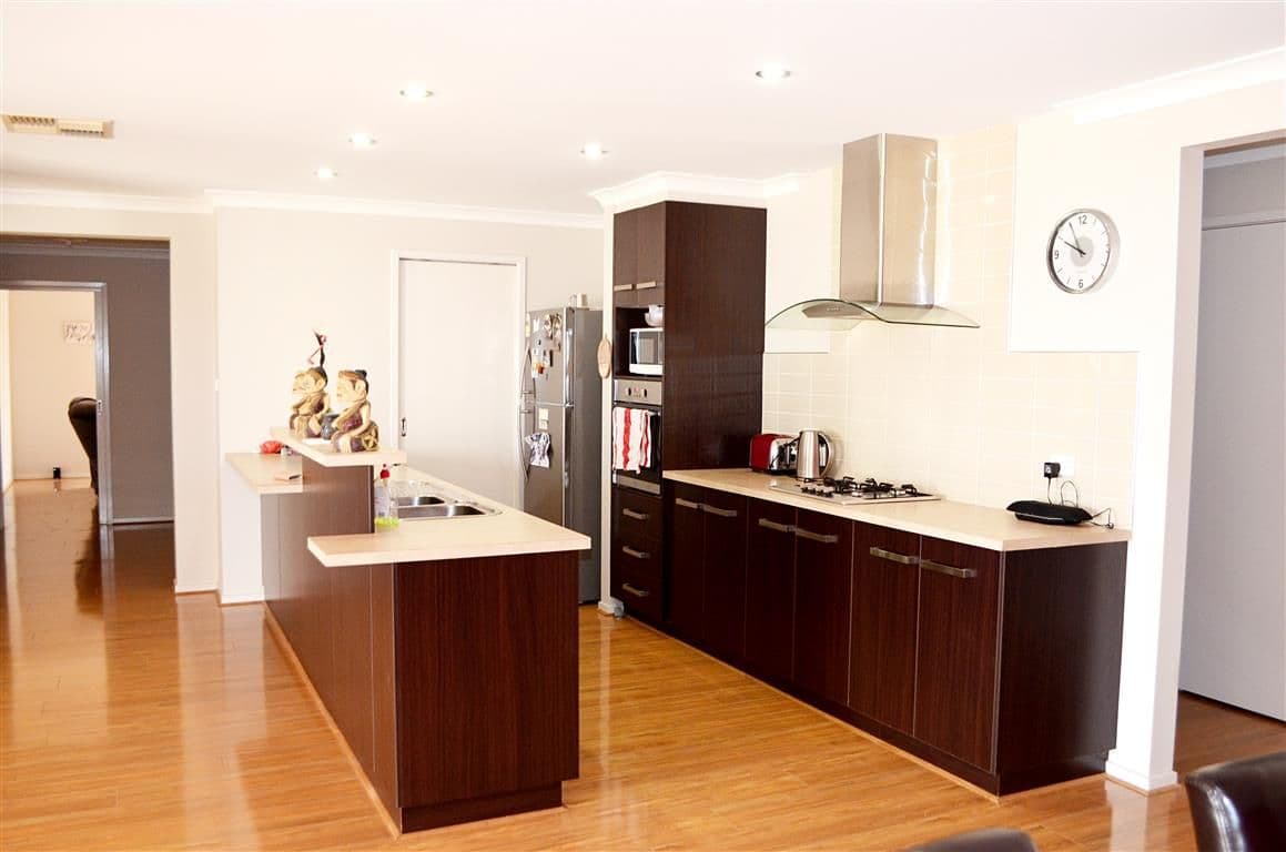 82 Woodhouse Grove, Box Hill North, Box Hill North - Thumbnail 4
