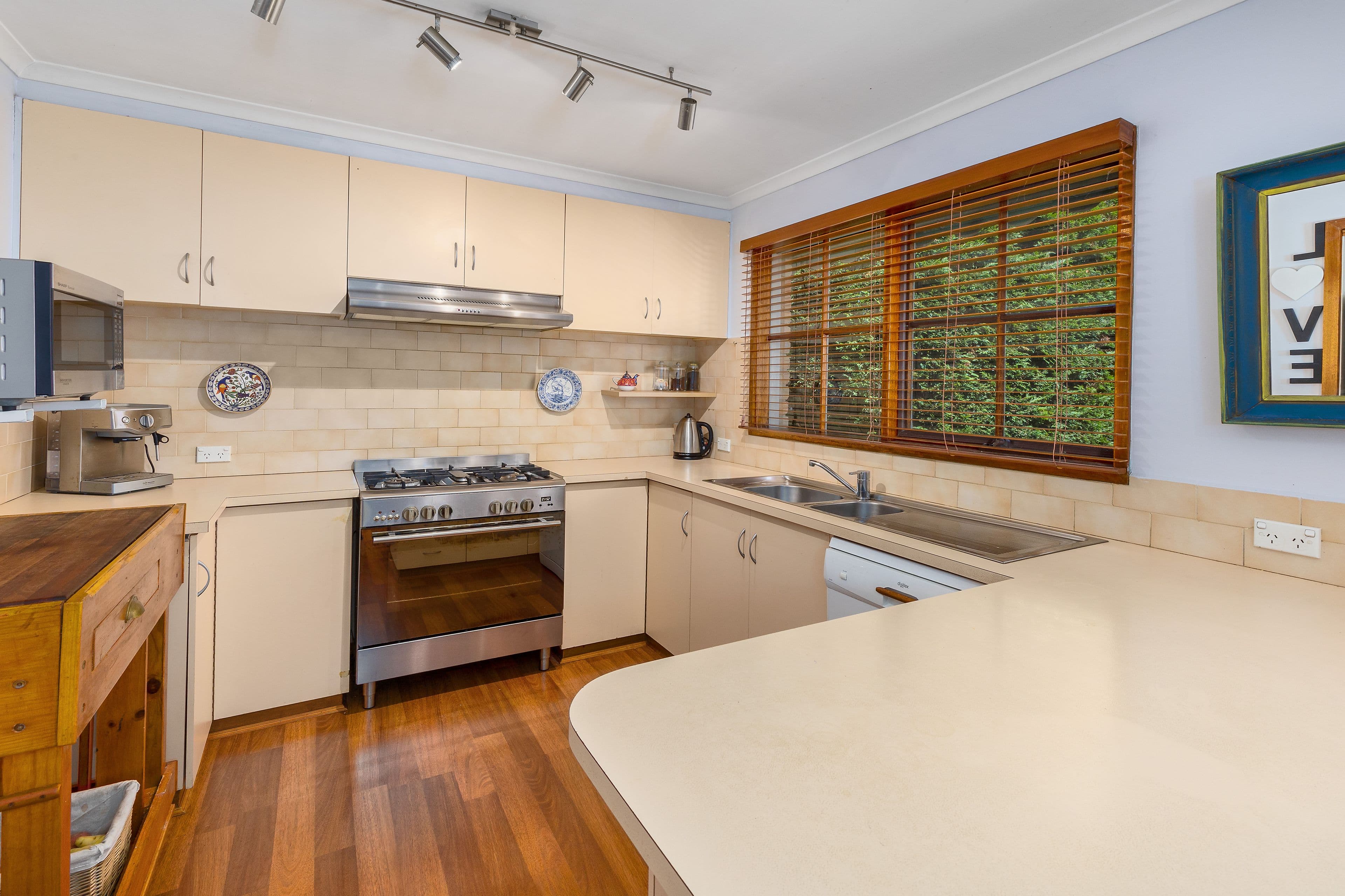 56 Canna Street, Dromana VIC 3936, Dromana - Thumbnail 2