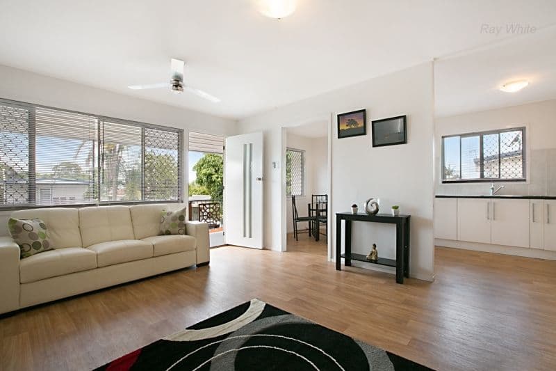 42 Windsor Place, DECEPTION BAY QLD 4508, Deception Bay - Thumbnail 2
